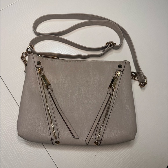 Jessica Simpson Taupe Crossbody Bag - Picture 1 of 4